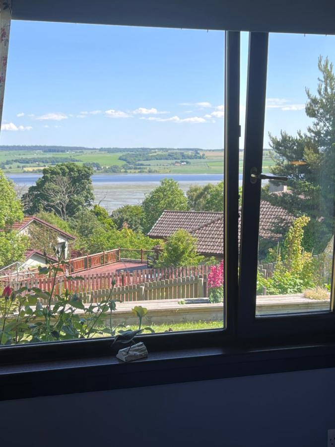 Black Isle View Apartment Dingwall Exterior photo